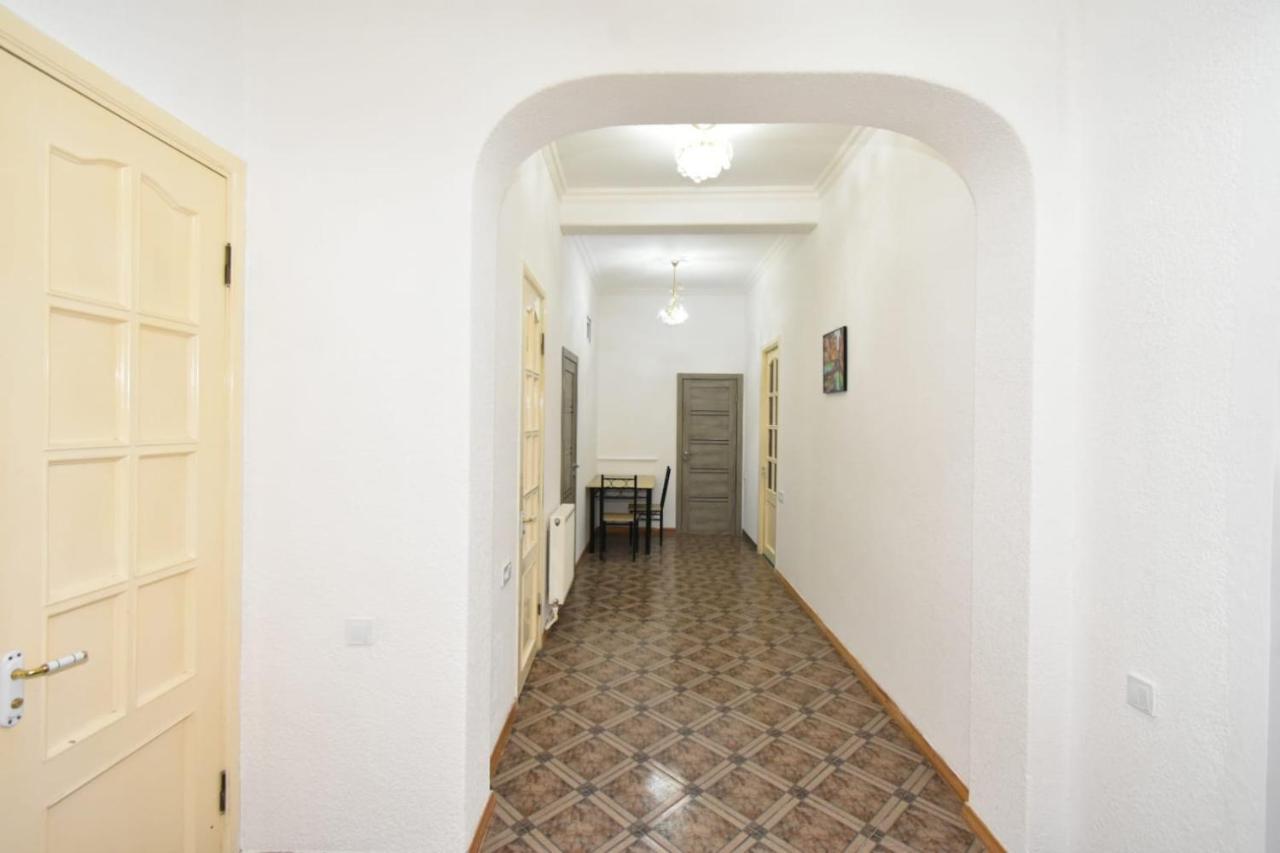 Guesthouses Opera Jerevan Exteriér fotografie