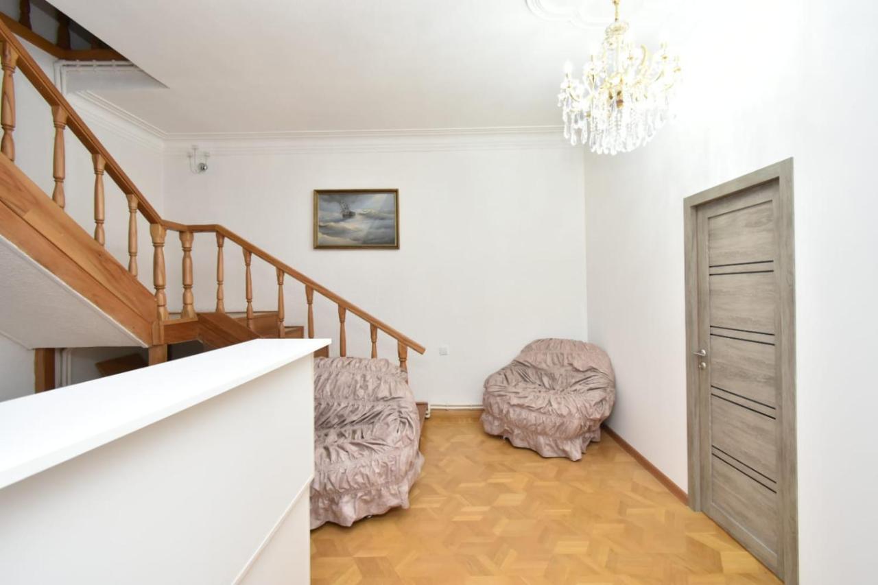 Guesthouses Opera Jerevan Exteriér fotografie