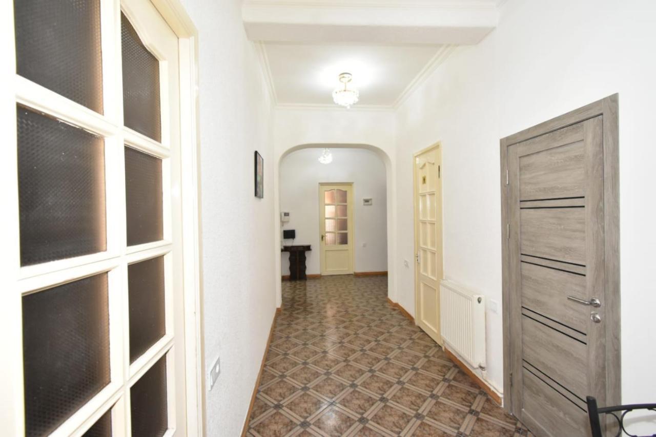 Guesthouses Opera Jerevan Exteriér fotografie